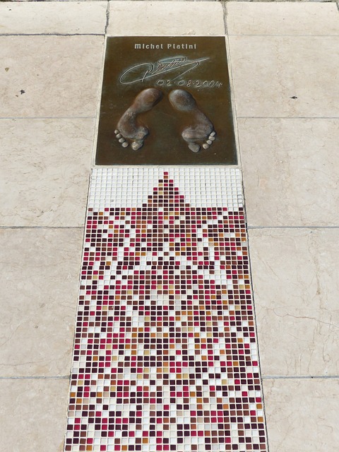 小球隊始終 小球隊始終